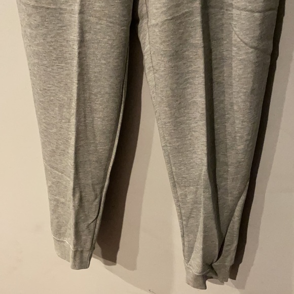 Nike Standard Fit Sweatpants - Picture 4 of 8
